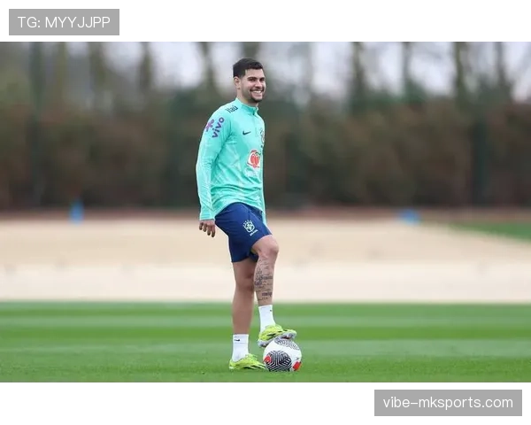 吉马良斯中场表现稳健，助力球队持续向胜利迈进