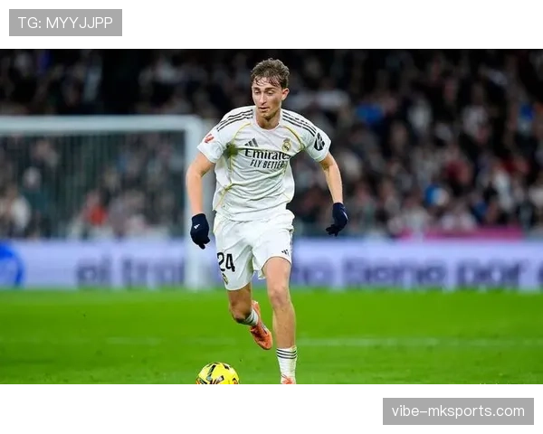 厄德高皇马时期表现挣扎的战术与角色困境