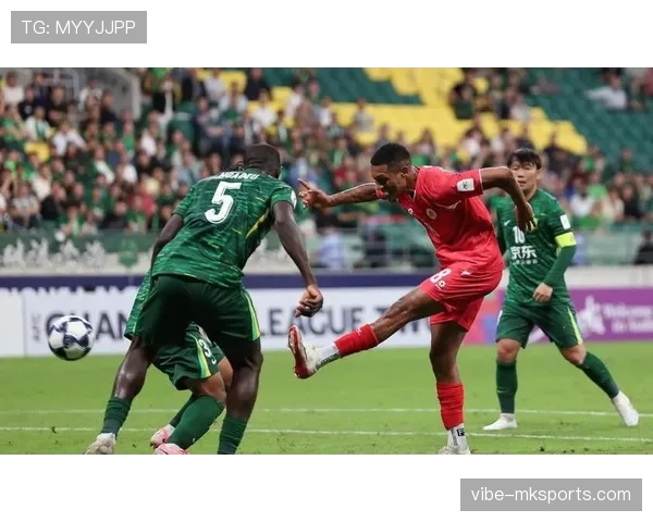 北京国安防线站位问题频现,身后空当成对手突破口